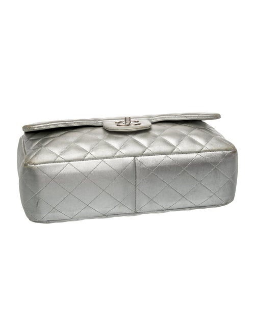 Chanel Classic Jumbo Single Flap Bag