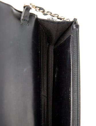 Chanel Fantasy Pearls Wallet On Chain