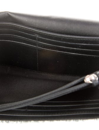 Chanel 2018-2019 Interlocking CC Logo Wallet