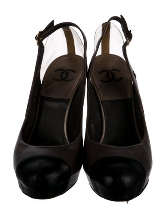Chanel Interlocking CC Logo Leather Slingback Pumps