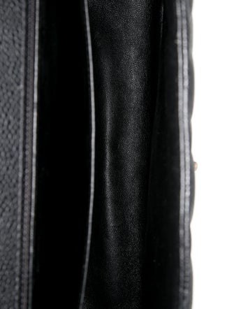 Chanel Classic Maxi Single Flap Bag