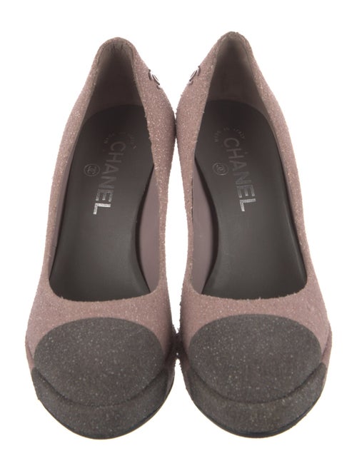 Chanel Interlocking CC Logo Glitter Accents Pumps