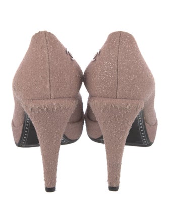 Chanel Interlocking CC Logo Glitter Accents Pumps