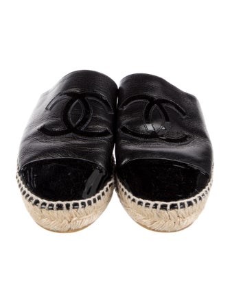 Chanel Interlocking CC Logo Leather Espadrilles