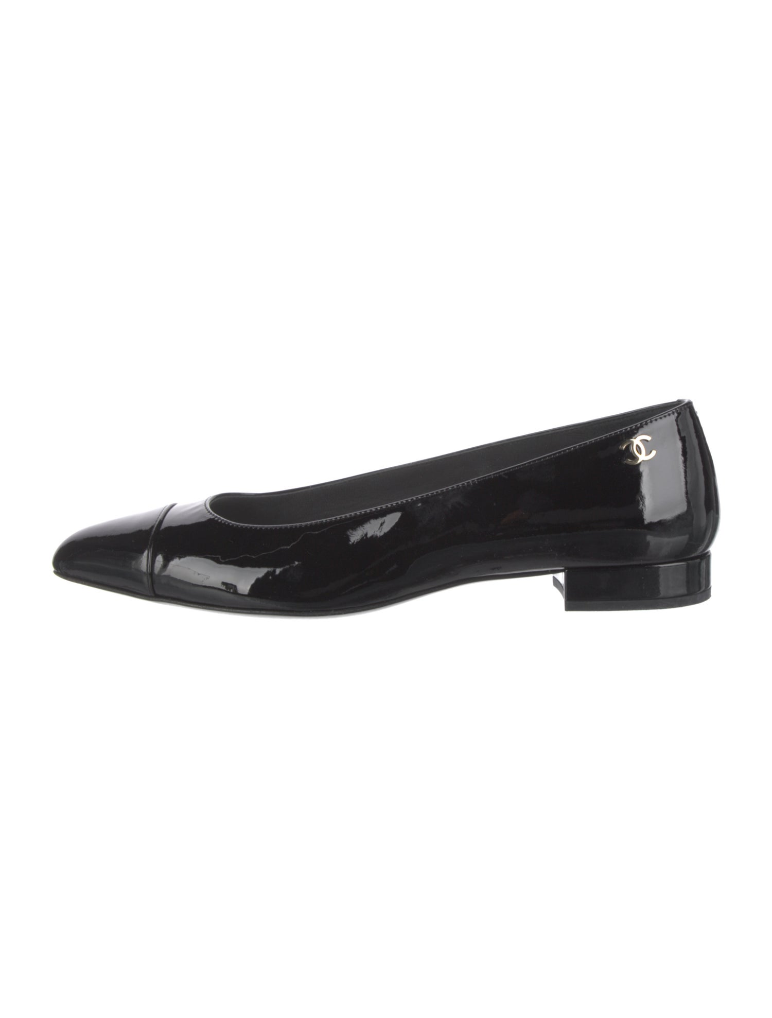 Chanel Interlocking CC Logo Patent Leather Flats