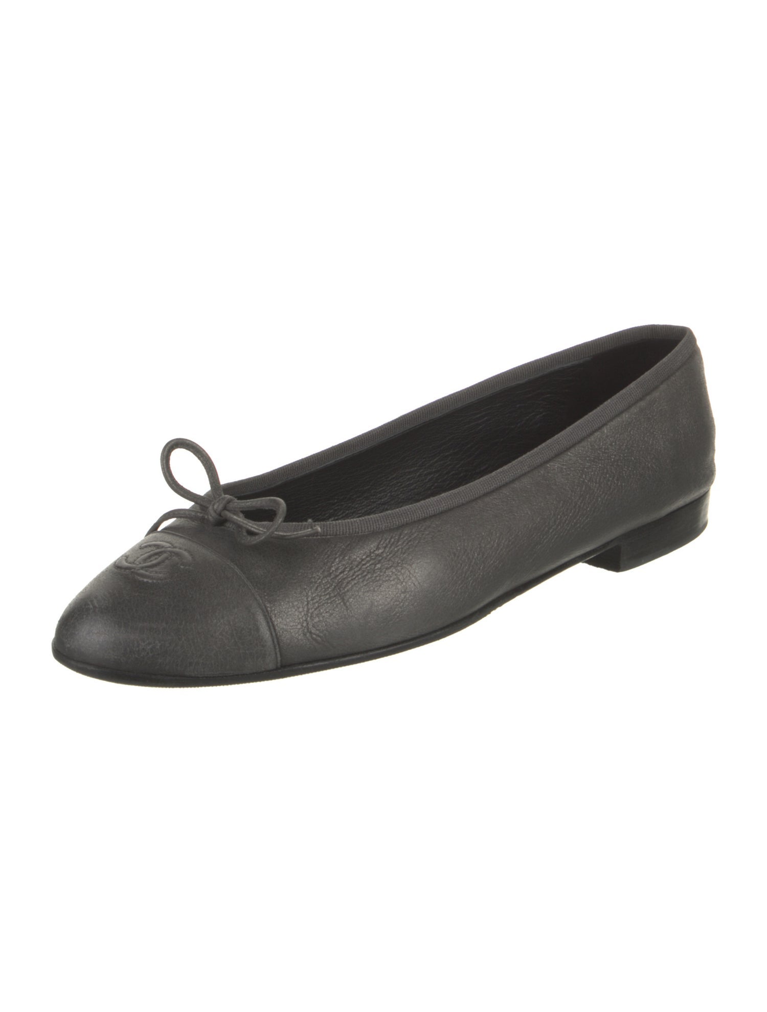 Chanel Interlocking CC Logo Leather Ballet Flats