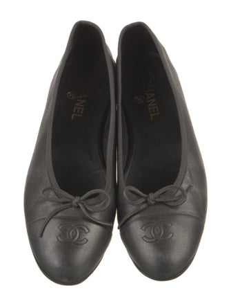 Chanel Interlocking CC Logo Leather Ballet Flats