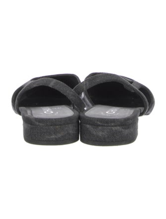 Chanel 2023 Interlocking CC Logo Slingback Flats