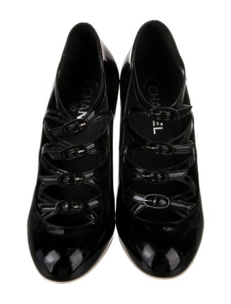 Chanel Quilted Pattern Patent Leather Pumps
