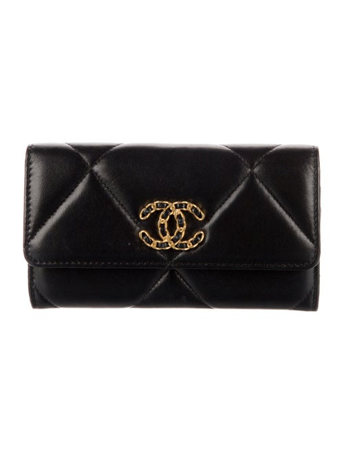 Chanel 19 Interlocking CC Logo Compact Wallet
