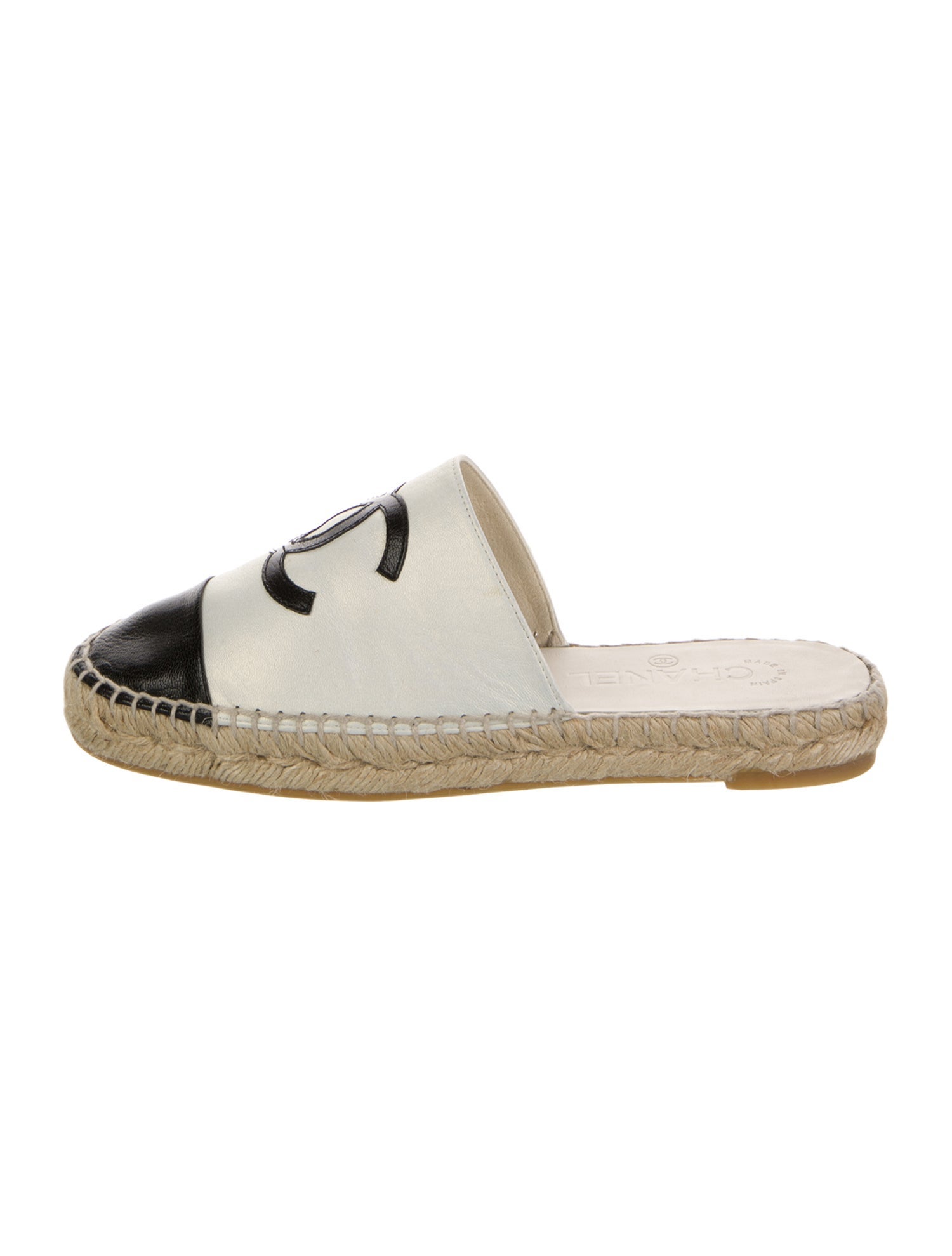 Chanel Interlocking CC Logo Leather Espadrilles