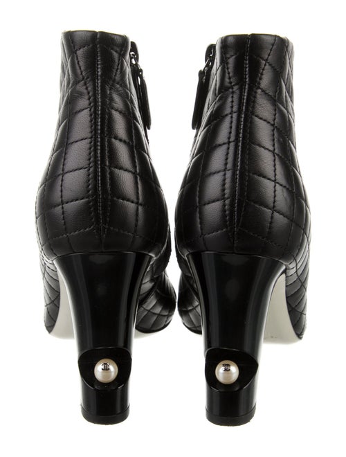 Chanel Interlocking CC Logo Leather Boots
