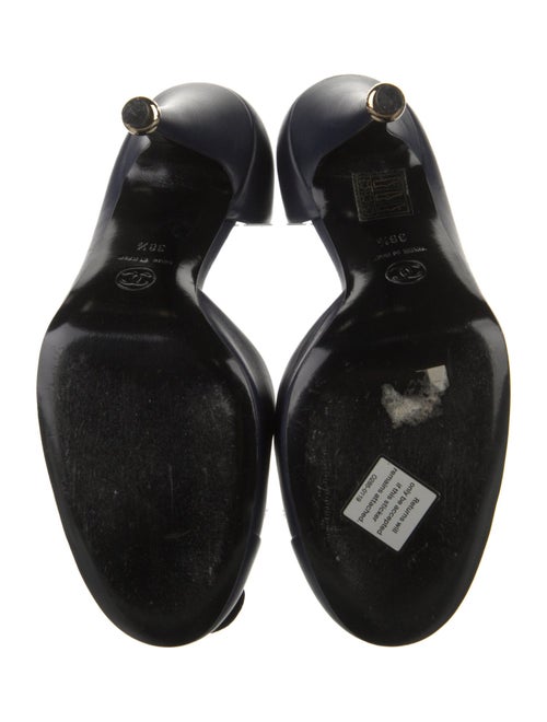 Chanel Interlocking CC Logo Leather D'Orsay Pumps