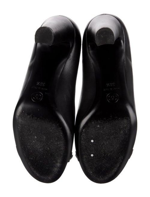 Chanel Interlocking CC Logo Leather Pumps