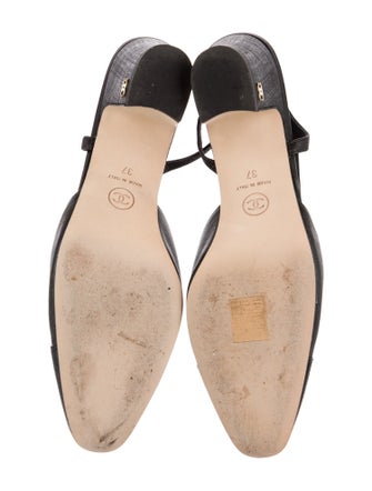 Chanel 2020 Interlocking CC Logo Slingback Pumps