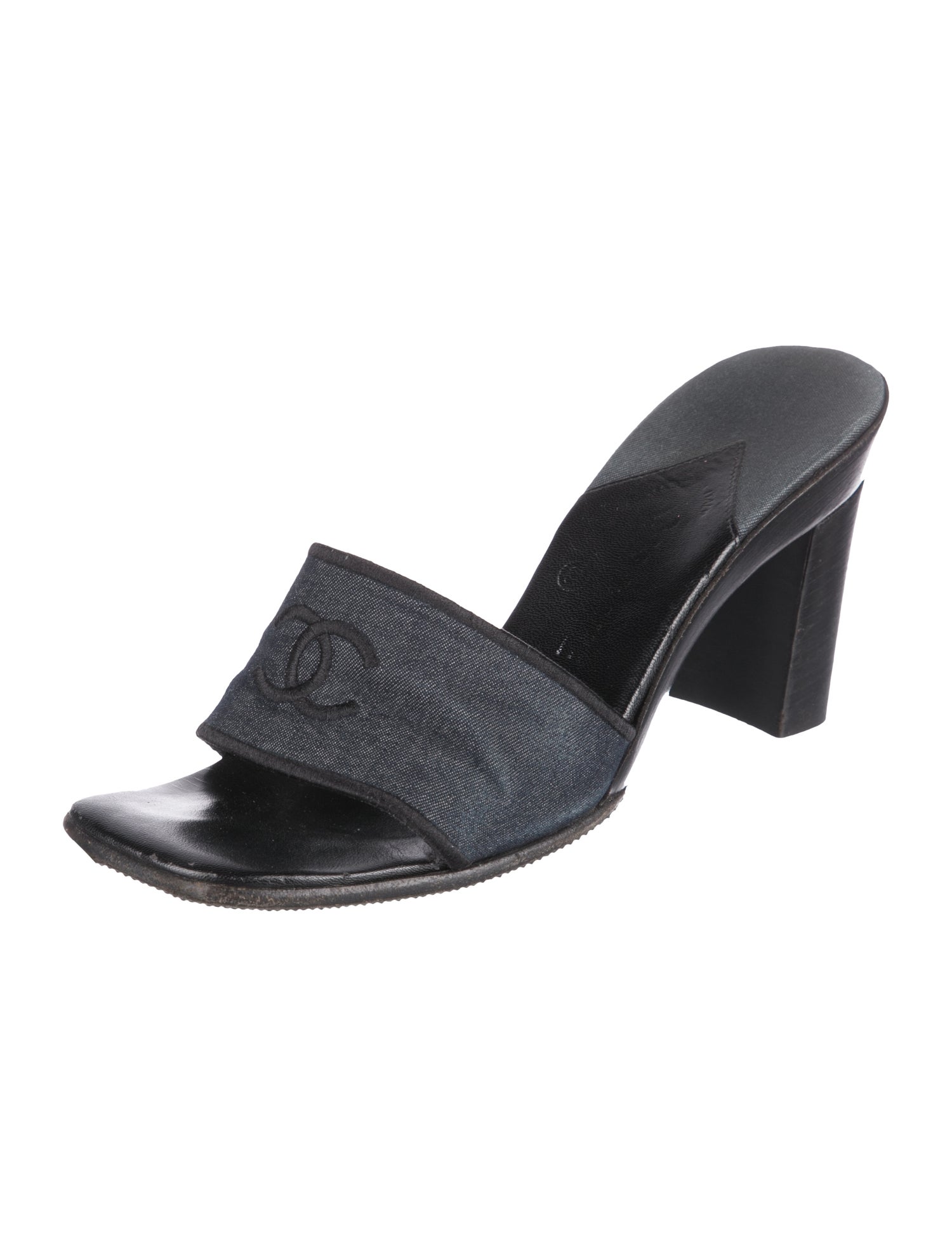 Chanel Vintage 2000 Slides