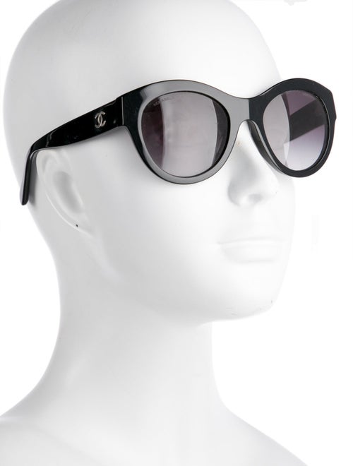 Chanel Interlocking CC Logo Cat-Eye Sunglasses