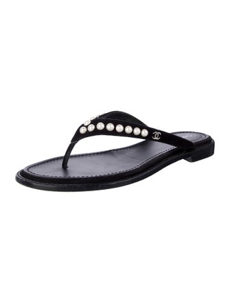 Chanel 2019 Interlocking CC Logo Flip Flops