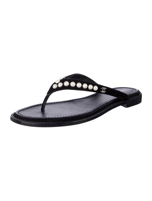 Chanel 2019 Interlocking CC Logo Flip Flops