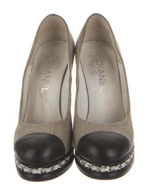 Chanel 2014 Interlocking CC Logo Pumps