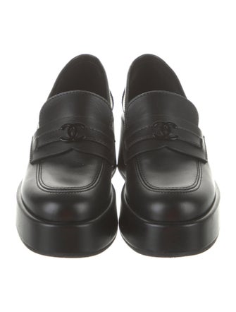 Chanel Interlocking CC Logo Leather Loafers