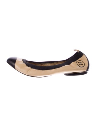 Chanel 2011 Interlocking CC Logo Ballet Flats