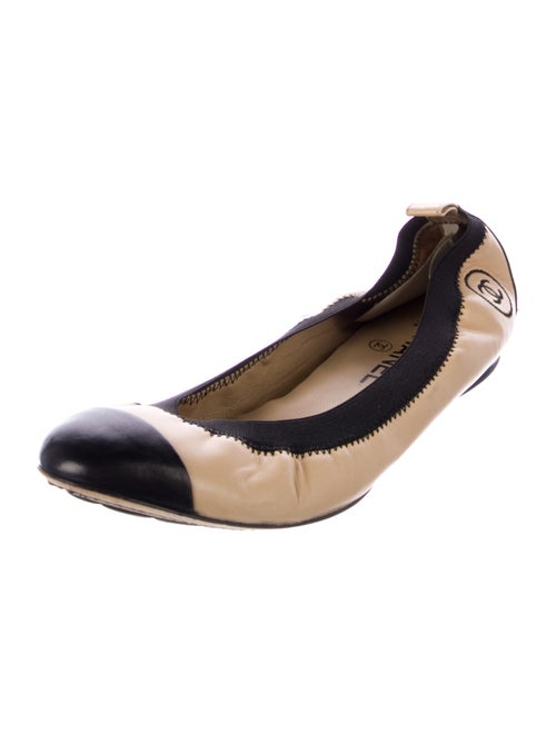 Chanel 2011 Interlocking CC Logo Ballet Flats