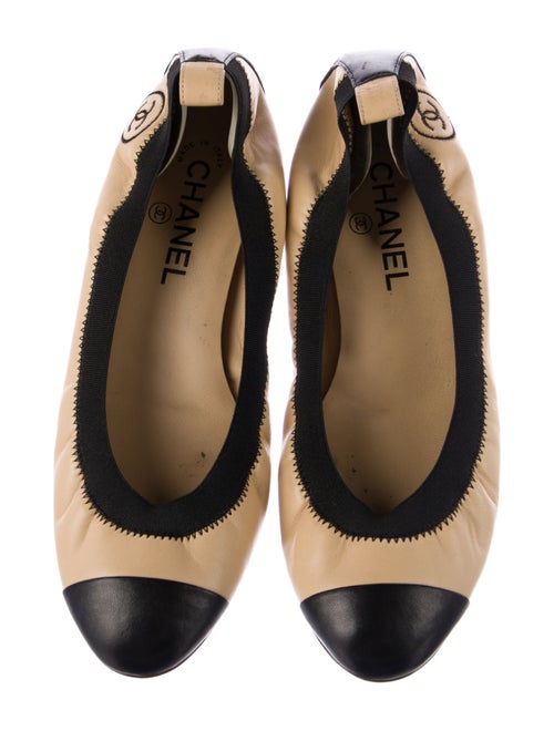 Chanel 2011 Interlocking CC Logo Ballet Flats