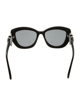 Chanel Interlocking CC Logo Cat-Eye Sunglasses