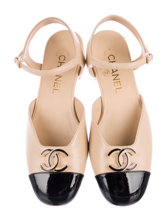 Chanel Interlocking CC Logo Lambskin Slingback Flats