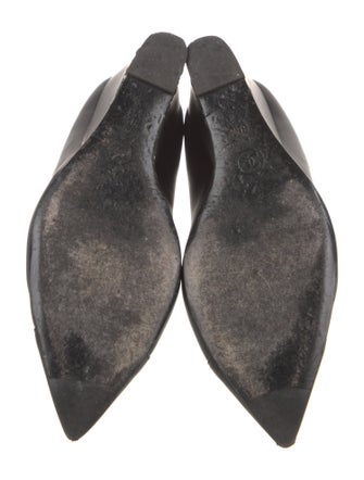 Chanel 2013 Interlocking CC Logo Pumps