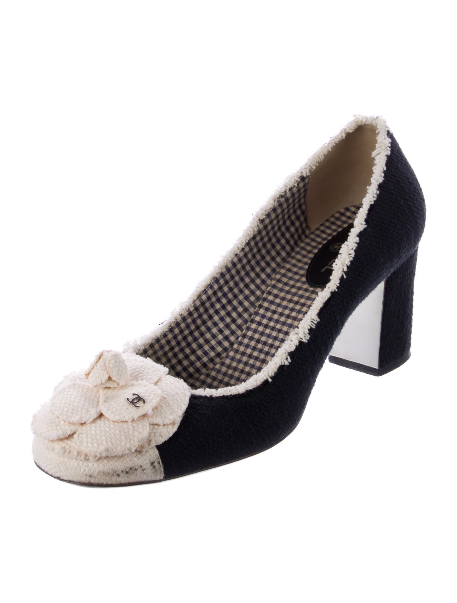 Chanel Vintage Interlocking CC Logo Pumps
