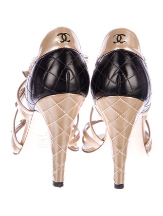 Chanel 2017 Interlocking CC Logo Sandals