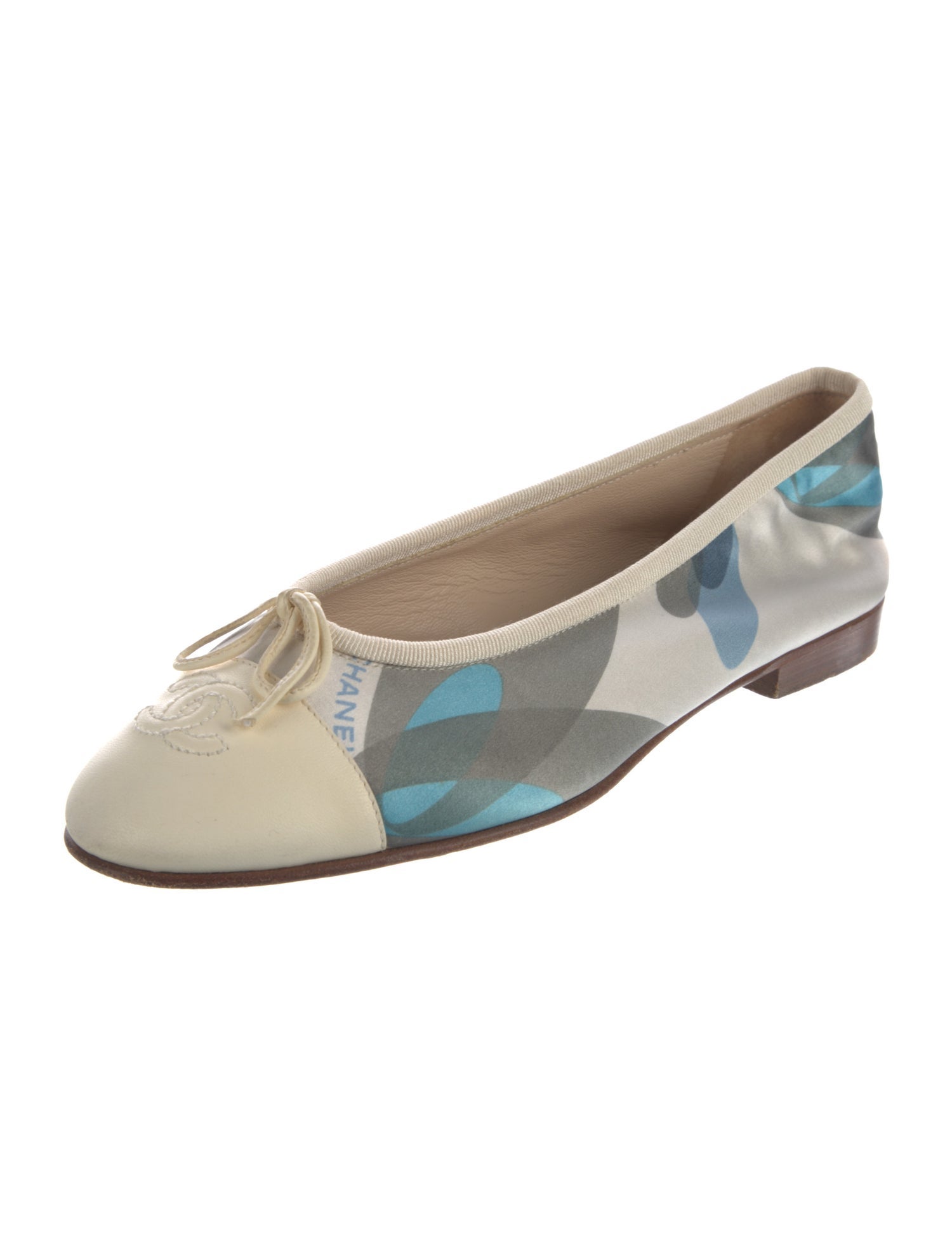 Chanel Vintage Interlocking CC Logo Ballet Flats