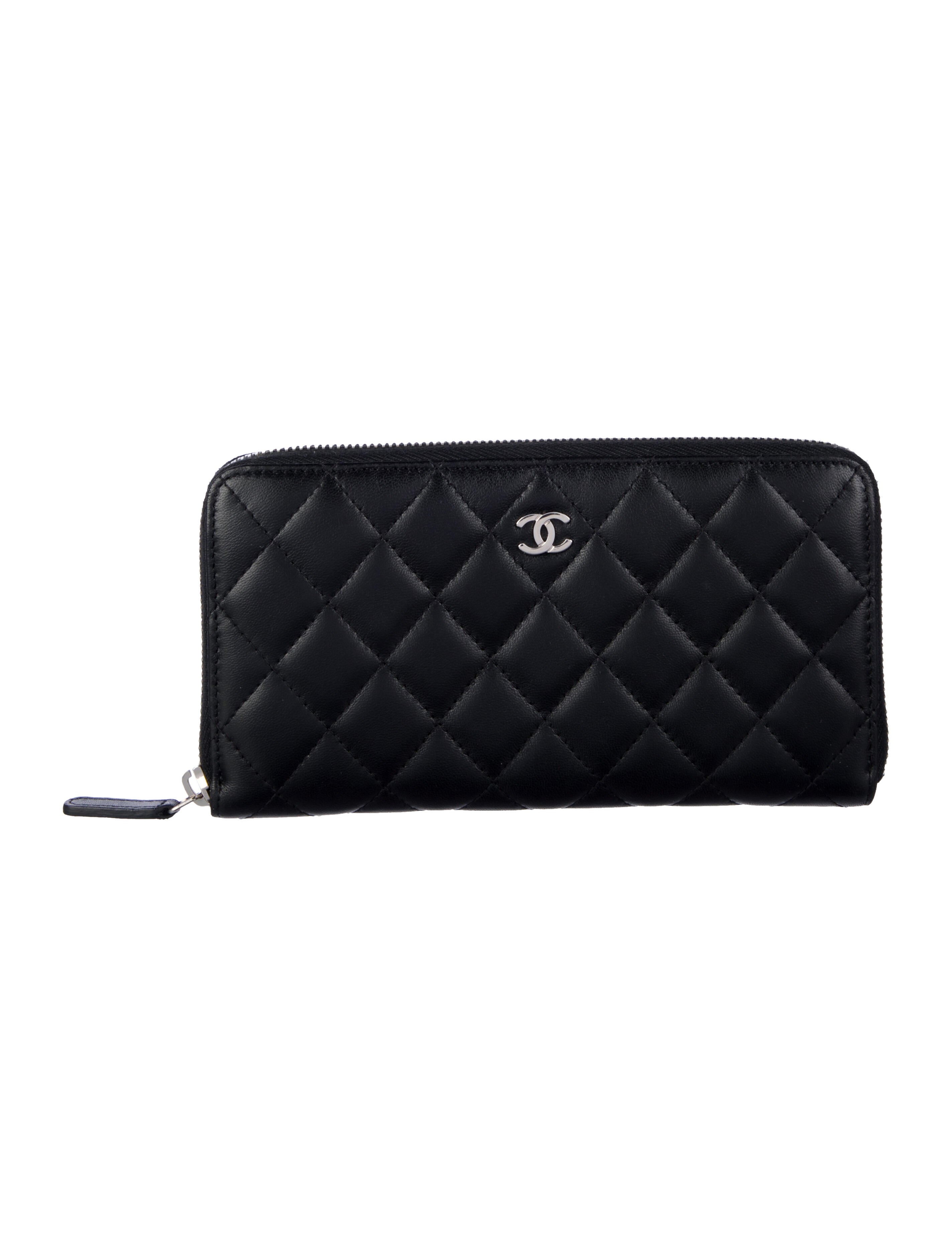 Chanel 2016-2017 Large Gusset Continental Wallet