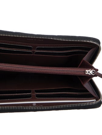 Chanel 2016-2017 Large Gusset Continental Wallet