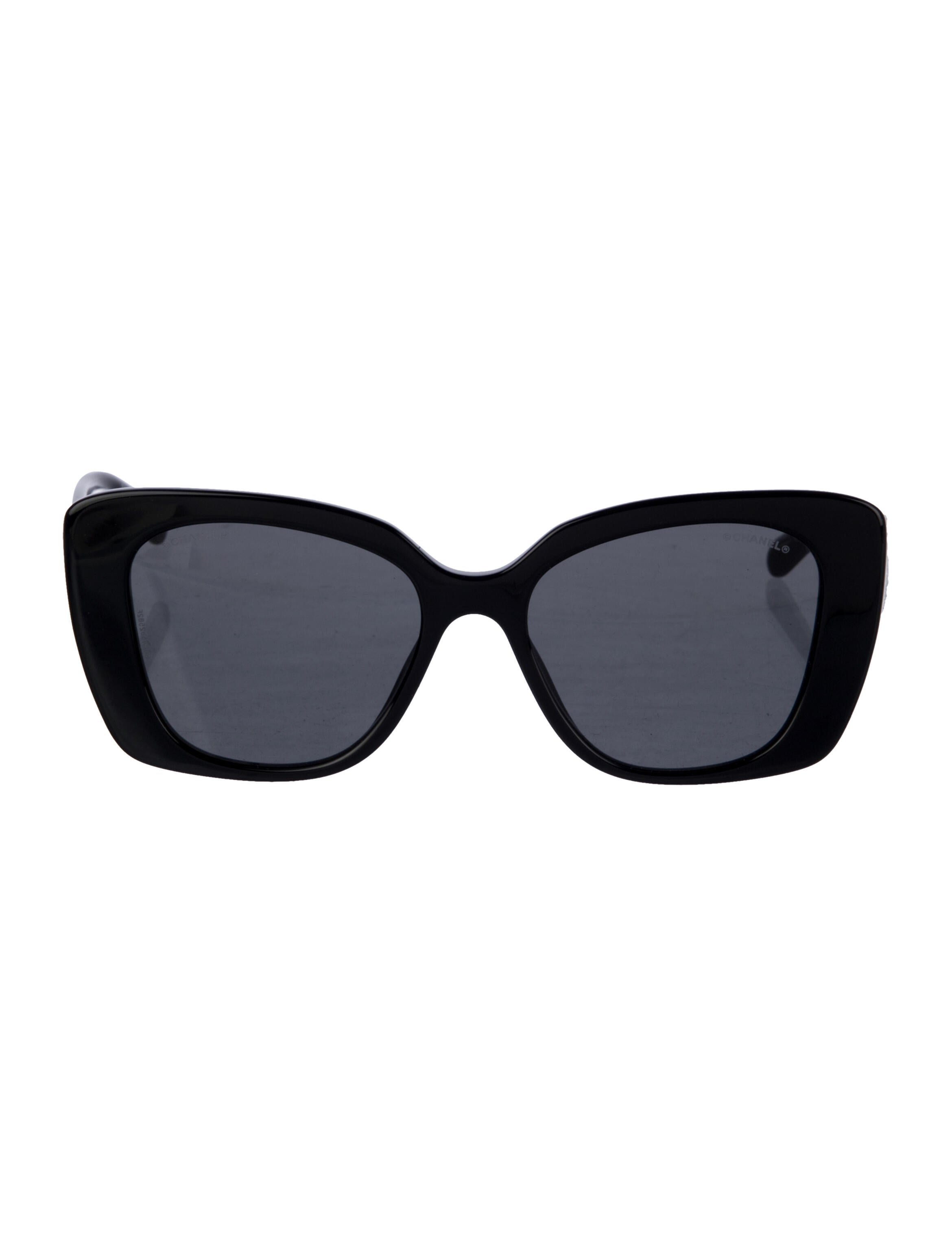 Chanel Interlocking CC Logo Cat-Eye Sunglasses