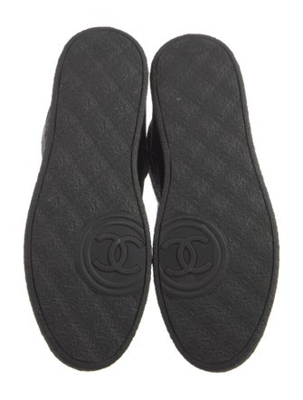 Chanel Interlocking CC Logo Suede Rain Boots