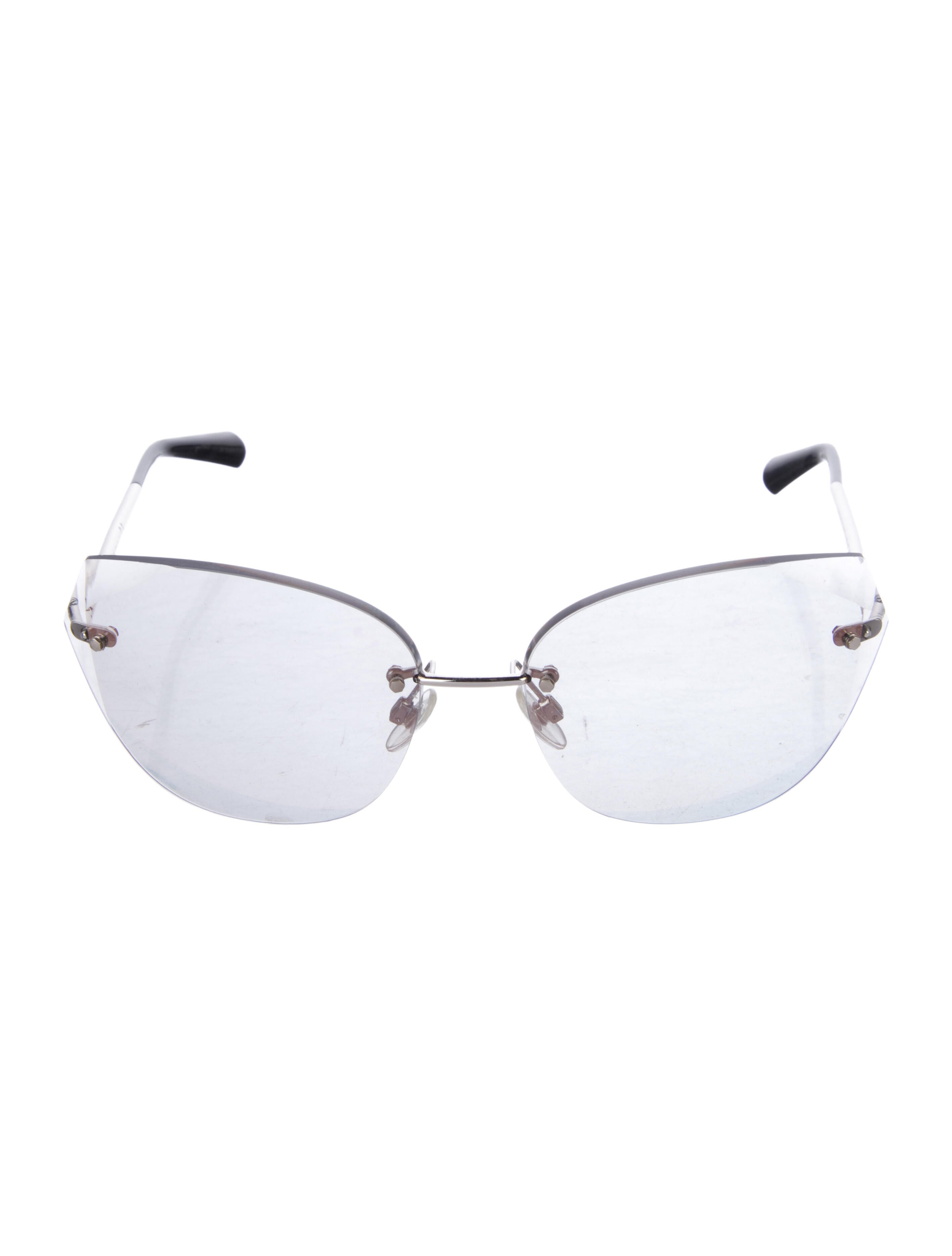 Chanel Interlocking CC Logo Cat-Eye Sunglasses