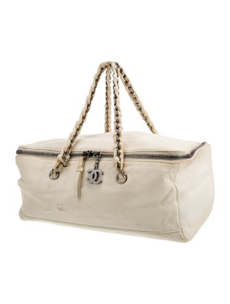 Chanel Luxe Ligne Bowler