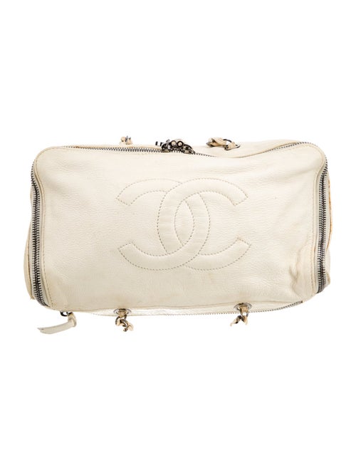 Chanel Luxe Ligne Bowler