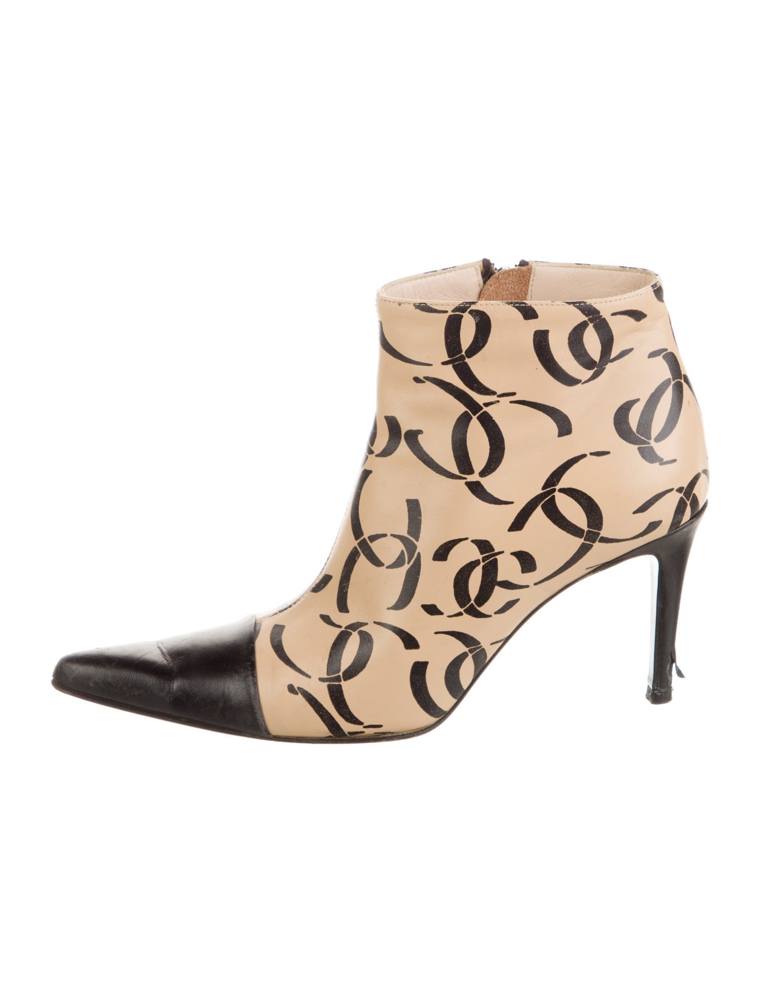 Chanel Vintage 2000 Boots