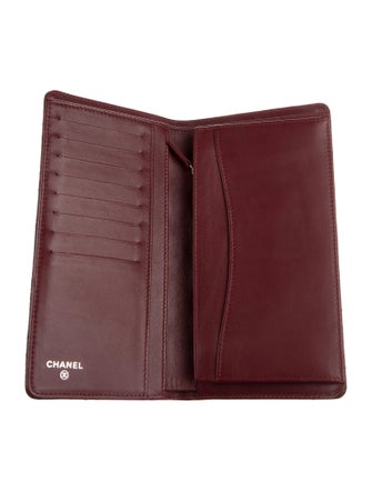 Chanel 2011 Interlocking CC Logo Bifold Wallet