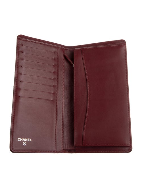 Chanel 2011 Interlocking CC Logo Bifold Wallet