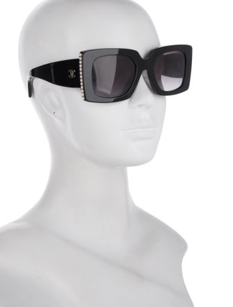 Chanel Interlocking CC Logo Square Sunglasses