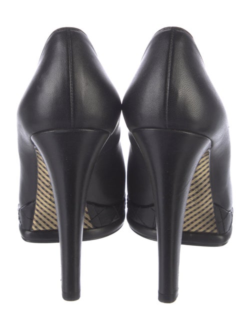 Chanel 2012 Interlocking CC Logo Pumps