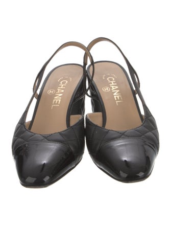 Chanel Interlocking CC Logo Leather Slingback Pumps