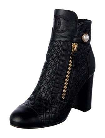 Chanel 2019 Interlocking CC Logo Boots