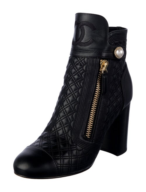 Chanel 2019 Interlocking CC Logo Boots
