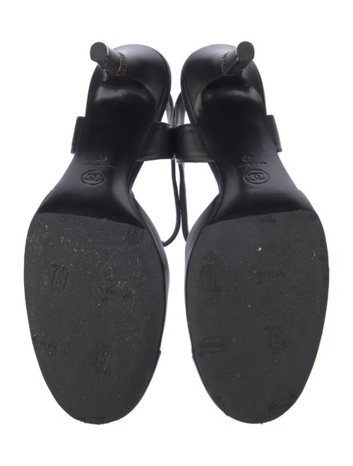 Chanel 2022 Interlocking CC Logo T-Strap Pumps